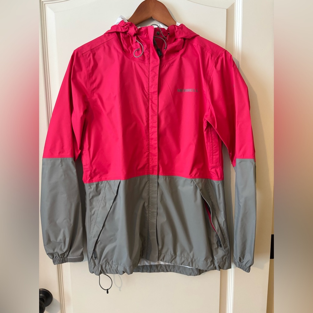 Merrell Women’s Rain Jacket Size Medium